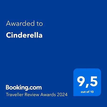Cinderella Apartment With Free Parking PUY 외부 사진