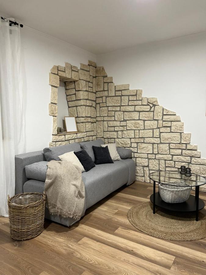Cinderella Apartment With Free Parking PUY 외부 사진