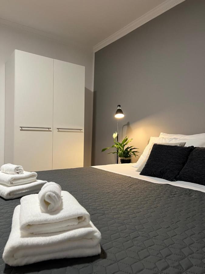 Cinderella Apartment With Free Parking PUY 외부 사진